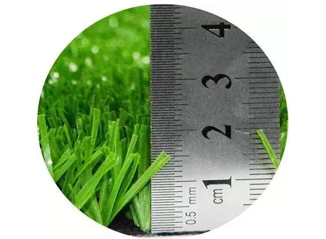 了解人造草坪草丝高度的必要性！